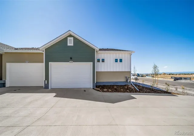 Photo 3 of Sale Pending at 4982 N Tempe St, Aurora, CO 80019 | MLS# 4324130 | Listing updated on 2026-10-23