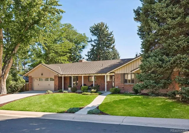 Photo 3 of Single family home for sale at 3196 S Saint Paul St, Denver, CO 80210 | MLS# 3913866 | Listing updated on 2026-09-15