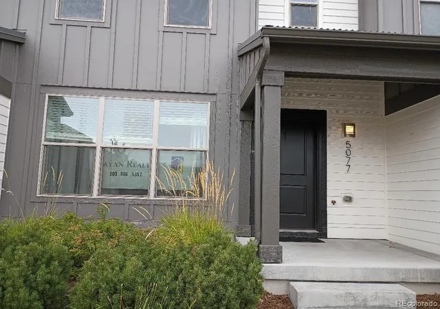 Photo 2 of Townhouse for sale at 5077 N Central Park Blvd #N, Denver, CO 80238 | MLS# 3060998 | Listing updated on 2026-10-05
