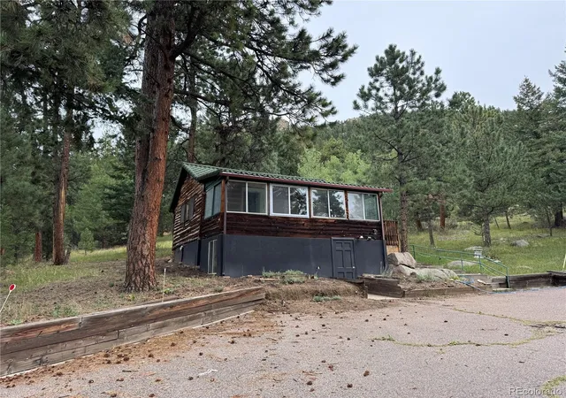 Photo 4 of Sale Pending at 26029 Edelweiss Cir, Evergreen, CO 80439 | MLS# 4163165 | Listing updated on 2026-09-21
