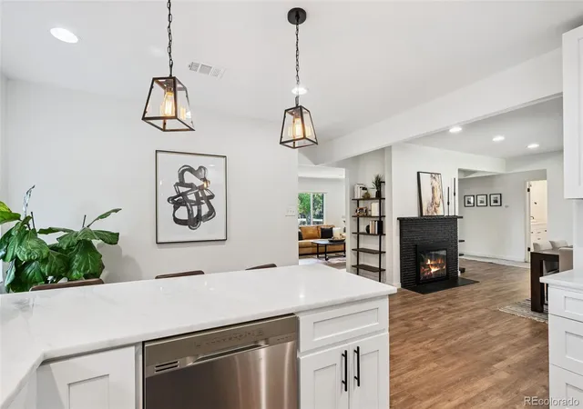 Photo 3 of Single family home for sale at 1600 Balsam St, Lakewood, CO 80214 | MLS# 9520217 | Listing updated on 2026-10-25