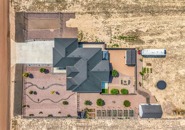 Photo 3 of Single family home for sale at 1673 N Calle Rosa Dr, Pueblo, CO 81007 | MLS# 7669218 | Listing updated on 2026-09-15