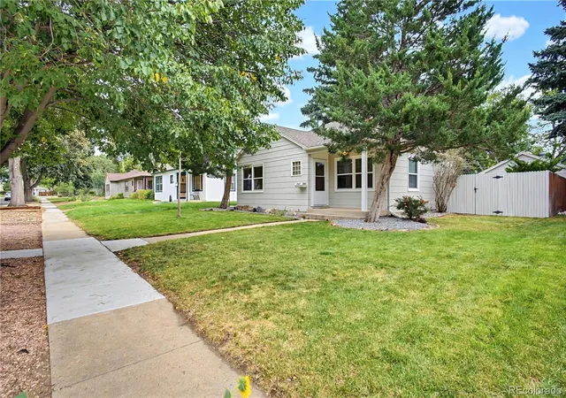 Photo 3 of Single family home for sale at 2427 N Royer St, Colorado Springs, CO 80907 | MLS# 4327705 | Listing updated on 2026-09-15