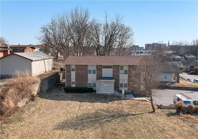 Photo 3 of Multi family home for sale at 525 N Osage St, Independence, MO 64050 | MLS# 2450676 | Listing updated on 2026-09-10