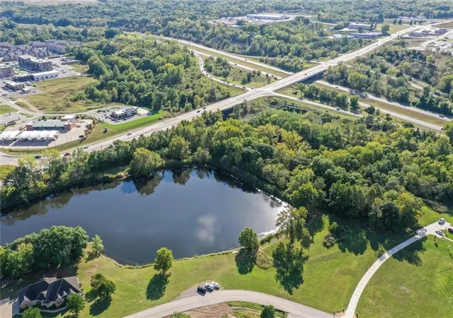 Photo 1 of Land for sale at 72nd St, Parkville, MO 64152 | MLS# 2512163 | Listing updated on 2026-09-09