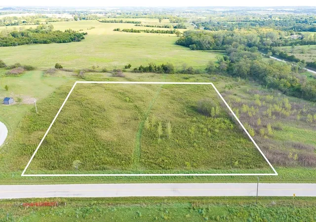 Photo 1 of Land for sale at Lot 7 62nd St, Meriden, KS 66512 | MLS# 2533871 | Listing updated on 2026-09-15