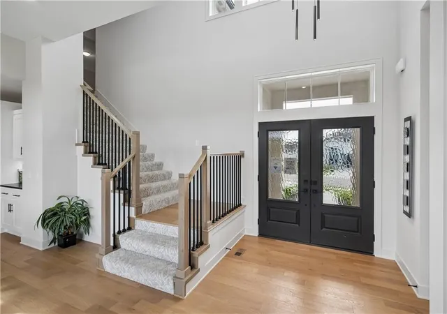 Photo 3 of Single family home for sale at 5158 Nw 47th Terrace, Riverside, MO 64150 | MLS# 2533907 | Listing updated on 2026-09-19