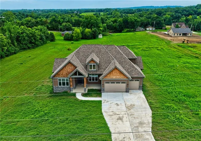 Photo 1 of Single family home for sale at 2017 Vilas St, Leavenworth, KS 66048 | MLS# 2541690 | Listing updated on 2026-10-08