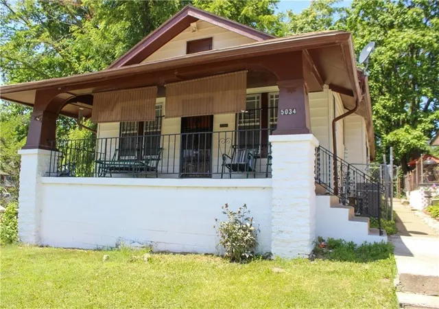 Photo 2 of Single family home for sale at 5034 Agnes Ave, Kansas City, MO 64130 | MLS# 2557973 | Listing updated on 2026-09-14