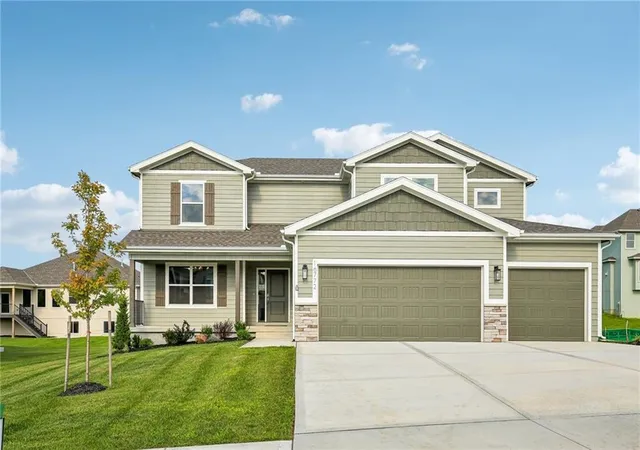 Photo 1 of Single family home for sale at 16772 S Twilight Ln, Olathe, KS 66062 | MLS# 2558774 | Listing updated on 2026-10-05