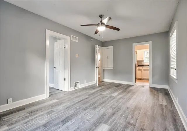Photo 3 of Single family home for sale at 1810 S Maywood Ave, Independence, MO 64053 | MLS# 2569504 | Listing updated on 2026-09-15