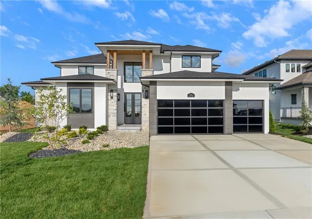 Photo 1 of Sale Pending at 17016 Rosehill St, Overland Park, KS 66221 | MLS# 2571403 | Listing updated on 2026-09-13