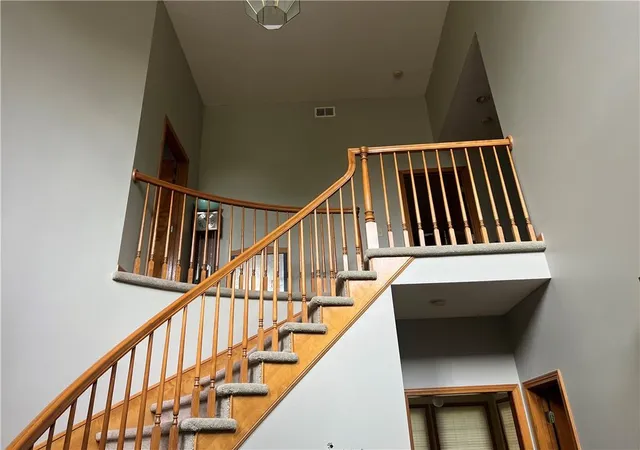 Photo 3 of Single family home for sale at 5110 Willow Ave, Kansas City, MO 64133 | MLS# 2576512 | Listing updated on 2026-09-15