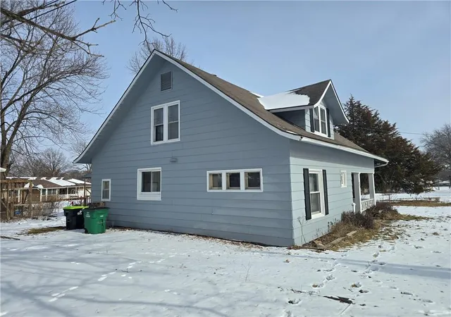 Photo 3 of Single family home for sale at 408 W 5th Street, Braymer, MO 64624 | MLS# 2581990 | Listing updated on 2026-09-11