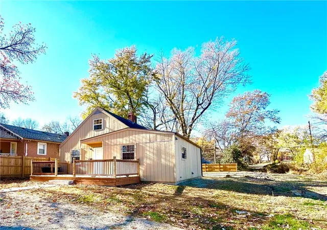 Photo 2 of Single family home for sale at 3400 Cypress St, Kansas City, MO 64128 | MLS# 2587253 | Listing updated on 2026-09-14