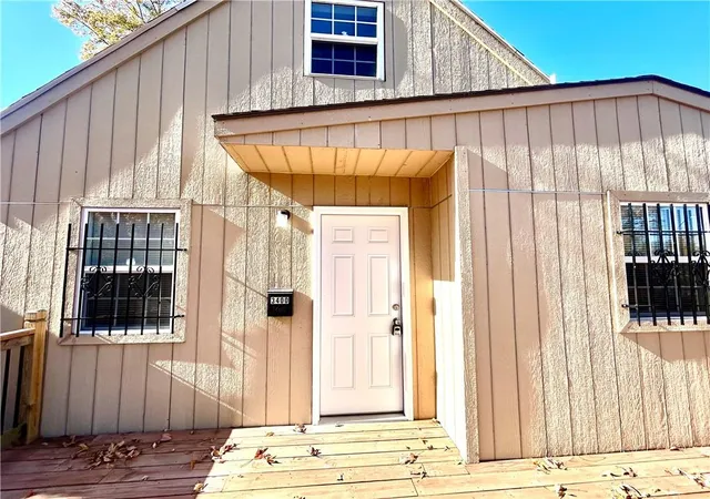 Photo 3 of Single family home for sale at 3400 Cypress St, Kansas City, MO 64128 | MLS# 2587253 | Listing updated on 2026-09-14