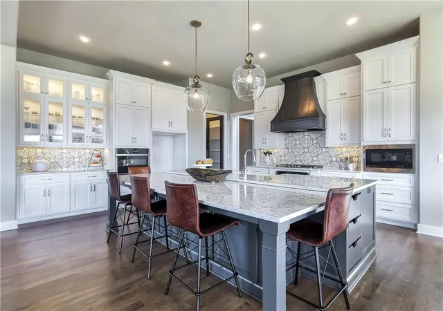 Photo 2 of Single family home for sale at 15915 Glenfinnan Way, Belton, MO 64012 | MLS# 2588140 | Listing updated on 2026-09-11