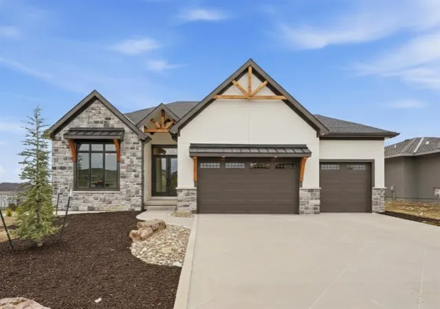 Photo 1 of Single family home for sale at 25541 W 114th Terrace, Olathe, KS 66061 | MLS# 2588842 | Listing updated on 2026-10-08