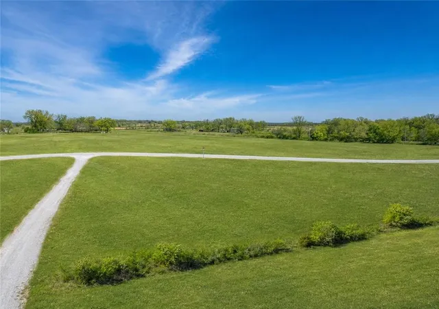 Photo 4 of Land for sale at 22805 S Bethel Rd, Pleasant Hill, MO 64080 | MLS# 2598596 | Listing updated on 2026-09-11
