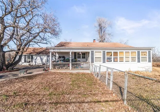 Photo 1 of Single family home for sale at 38708 E Hudson Rd, Oak Grove, MO 64075 | MLS# 2598796 | Listing updated on 2026-09-08