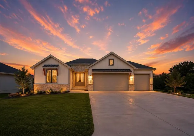 Photo 1 of Single family home for sale at 1408 Larkspur Pl, Raymore, MO 64083 | MLS# 2600638 | Listing updated on 2026-09-13