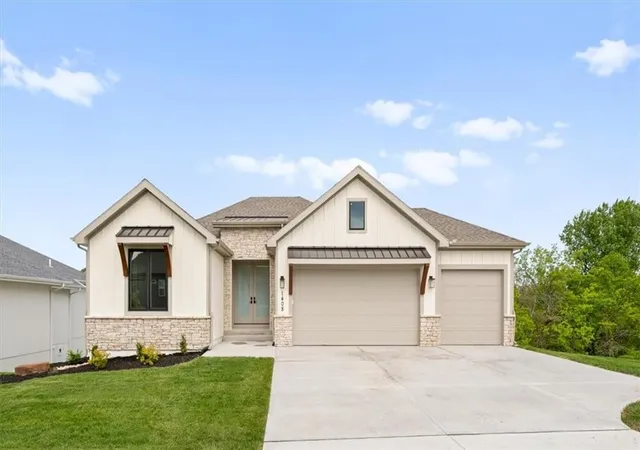 Photo 2 of Single family home for sale at 1408 Larkspur Pl, Raymore, MO 64083 | MLS# 2600638 | Listing updated on 2026-09-13