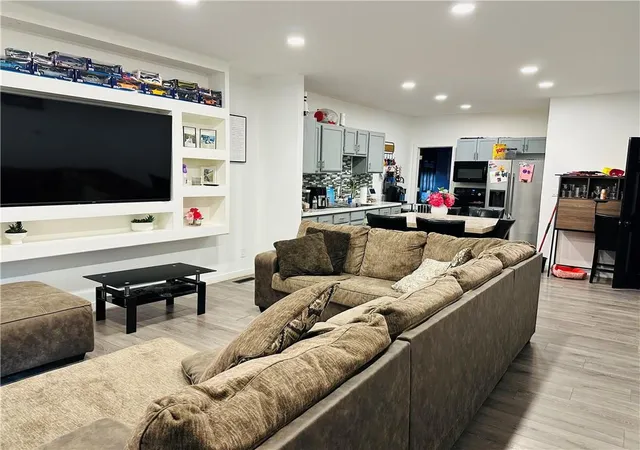 Photo 3 of Single family home for sale at 2911 N 6th Street, Saint Joseph, MO 64505 | MLS# 2602804 | Listing updated on 2026-09-11