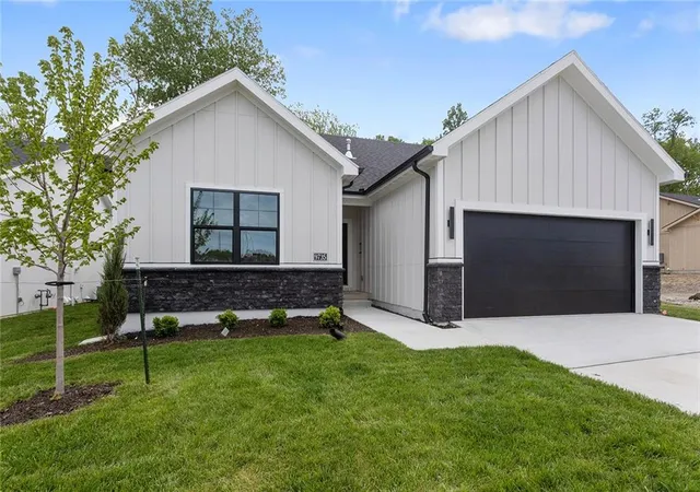 Photo 1 of Single family home for sale at 9735 N Lucerne Ave, Kansas City, MO 64154 | MLS# 2603220 | Listing updated on 2026-09-19