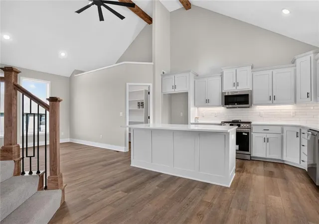 Photo 3 of Single family home for sale at 7045 Nw Yulich Ct, Kansas City, MO 64152 | MLS# 2603739 | Listing updated on 2026-09-10
