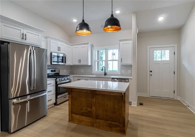 Photo 3 of Townhouse for sale at 3107 Carlisle Ct, St Joseph, MO 64506 | MLS# 2604350 | Listing updated on 2026-09-13