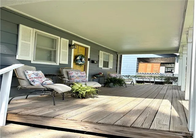 Photo 3 of Sale Pending at 107 E 22nd Street, Pittsburg, KS 66762 | MLS# 2605076 | Listing updated on 2026-09-29