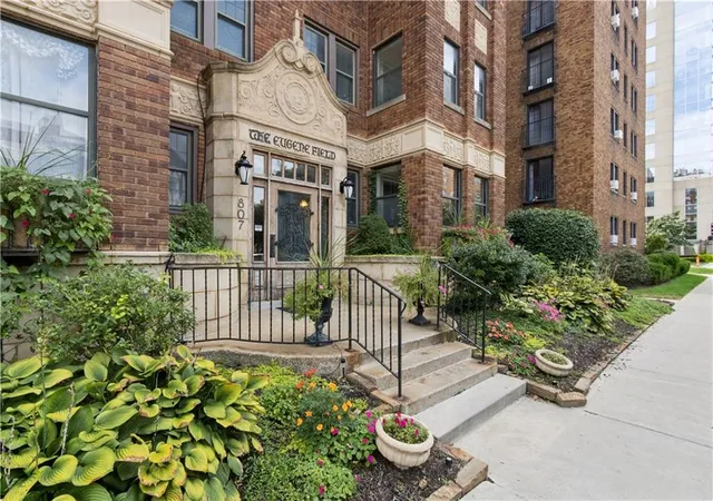 Photo 2 of Condo for sale at 807 W 48th Street #701, Kansas City, MO 64112 | MLS# 2605768 | Listing updated on 2026-09-12