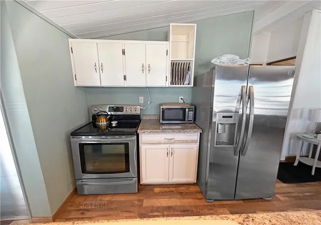 Photo 3 of Sale Pending at 29703 Bobcat Dr, Warsaw, MO 65355 | MLS# 2607601 | Listing updated on 2026-09-11