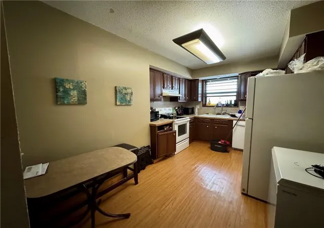 Photo 3 of Townhouse for sale at 14051 Dunbar Ct, Grandview, MO 64030 | MLS# 2608318 | Listing updated on 2026-09-14