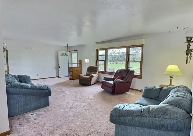 Photo 3 of Single family home for sale at 1201 S 1st Street, El Dorado Springs, MO 64744 | MLS# 2608539 | Listing updated on 2026-09-15