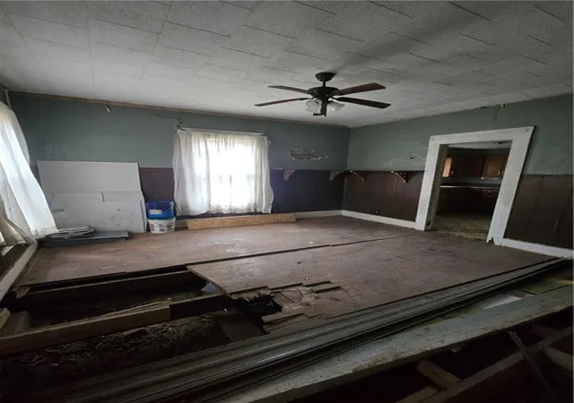 Photo 3 of Single family home for sale at 705 N New York Ave, Sedalia, MO 65301 | MLS# 2608754 | Listing updated on 2026-09-14