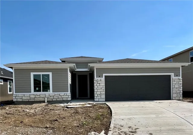 Photo 1 of Sale Pending at 32735 W 175th Terrace, Edgerton, KS 66021 | MLS# 2609141 | Listing updated on 2026-09-12