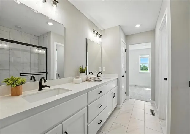 Photo 4 of Sale Pending at 18808 W 166th Street, Olathe, KS 66062 | MLS# 2610081 | Listing updated on 2026-09-22