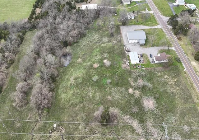Photo 2 of Sale Pending at 35703 E Pink Hl Rd, Oak Grove, MO 64057 | MLS# 2611980 | Listing updated on 2026-09-13