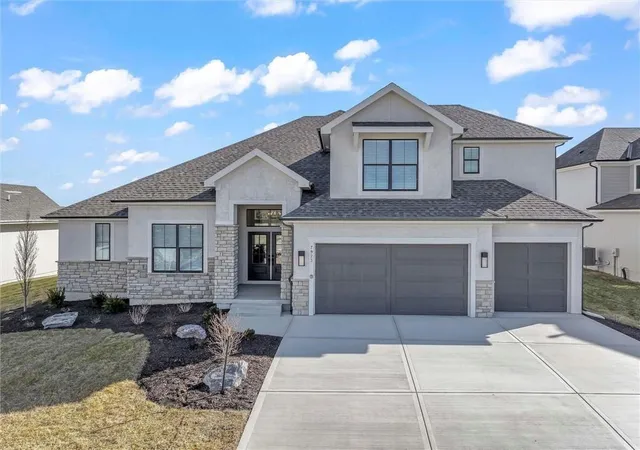 Photo 1 of Single family home for sale at 7016 N Beaman Ave, Kansas City, MO 64151 | MLS# 2613832 | Listing updated on 2026-09-14