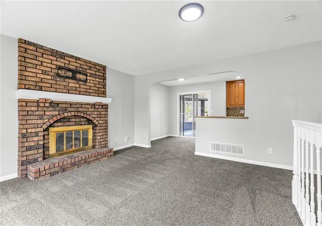 Photo 4 of Single family home for sale at 532 NE 98th Place, Kansas City, MO 64155 | MLS# 2614133 | Listing updated on 2026-09-15