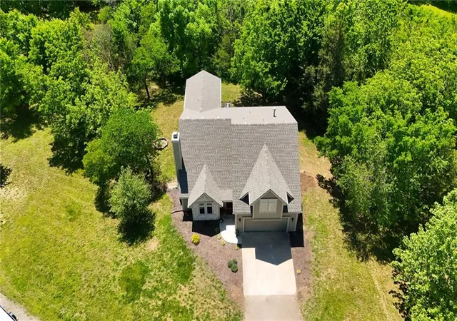 Photo 2 of Sale Pending at 881 N 1928 Road, Lecompton, KS 66050 | MLS# 2614694 | Listing updated on 2026-10-01