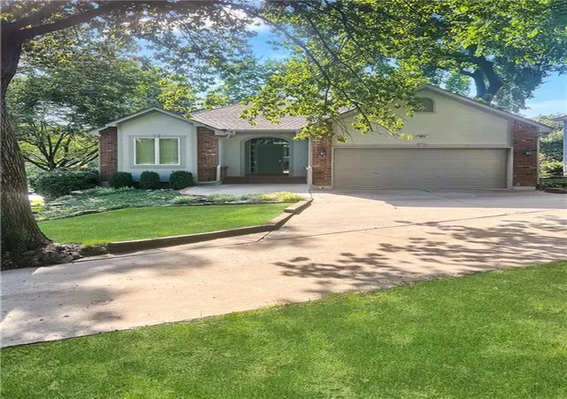 Photo 1 of Single family home for sale at 17800 E 30th Drive S, Independence, MO 64057 | MLS# 2615310 | Listing updated on 2026-09-12