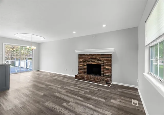 Photo 4 of Sale Pending at 302 16th Avenue S, Greenwood, MO 64034 | MLS# 2616026 | Listing updated on 2026-09-14