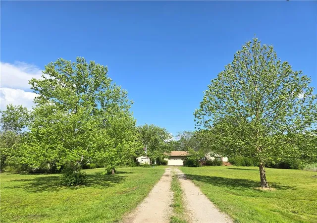 Photo 2 of Sale Pending at 4844 Cr 5500, Cherryvale, KS 67335 | MLS# 2616036 | Listing updated on 2026-09-09