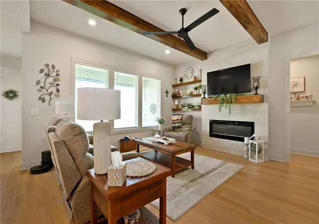 Photo 4 of Single family home for sale at 1814 Woodward Cir, Raymore, MO 64083 | MLS# 2616088 | Listing updated on 2026-09-10