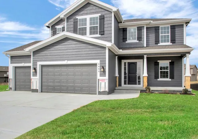 Photo 1 of Sale Pending at 1107 Halle Dr, Kearney, MO 64060 | MLS# 2616116 | Listing updated on 2026-09-12