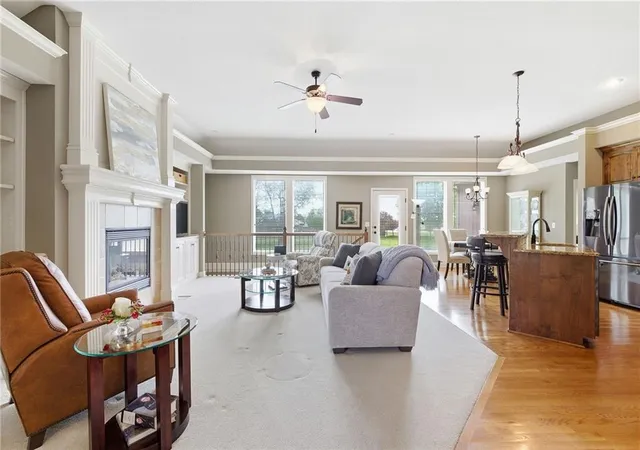 Photo 4 of Single family home for sale at 4237 Park Springs Dr, Lee's Summit, MO 64064 | MLS# 2616678 | Listing updated on 2026-09-15
