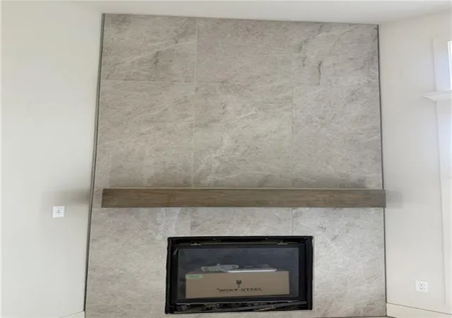 Photo 3 of Single family home for sale at 9022 N Colorado Ave, Kansas City, MO 64156 | MLS# 2617200 | Listing updated on 2026-09-14