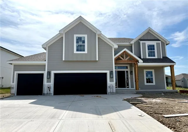 Photo 2 of Single family home for sale at 8969 Ne 99th Street, Kansas City, MO 64157 | MLS# 2617376 | Listing updated on 2026-09-13